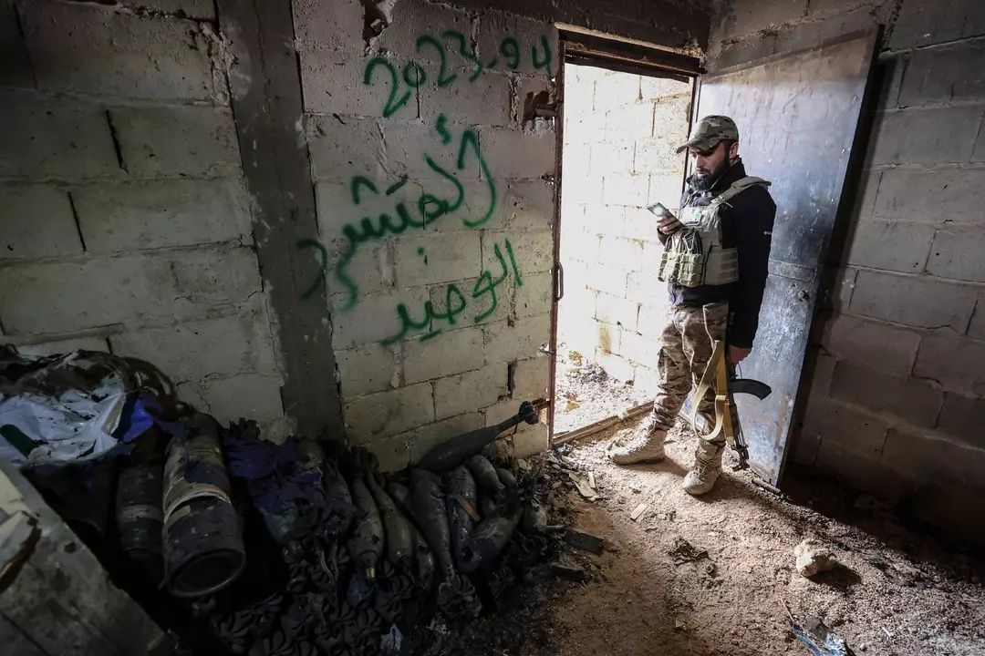 Yer üstünde sivil ev, yer altında terör üssü! YPG'nin Tünel Şebekesi deşifre oldu! İşte YPG'nin Suriye'deki tünelleri 13