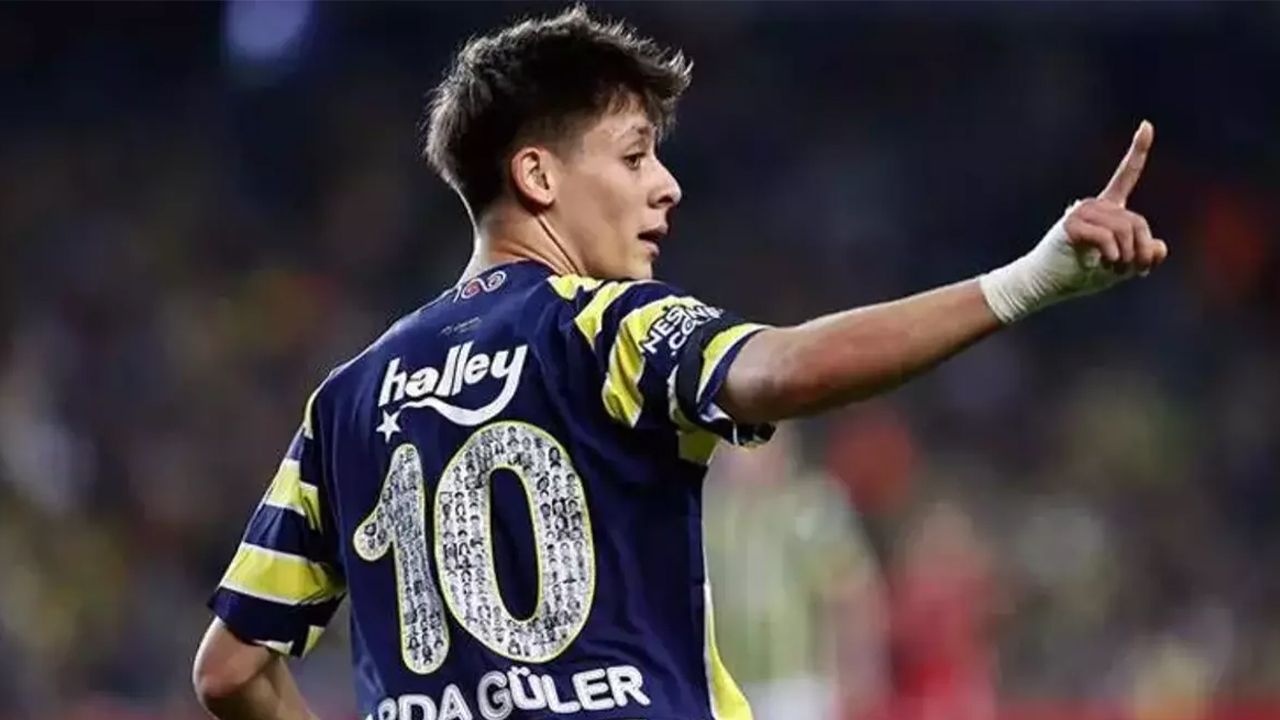 İşte Türkiye'de en yüksek bedelle satılan 10 futbolcu 3