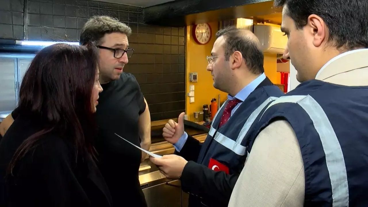 Günde 10 müşteriyi referansla alıyordu...Mekan sahibi konuştu: Yanlış anlaşıldım, tek başıma çalışıyorum yüzlerce kişiyi alamıyorum 1