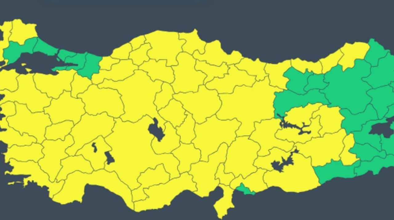 Meteoroloji ve AKOM'dan peş peşe uyarılar! İstanbul'a kar geliyor, 60 ile sarı kodlu uyarı... 6