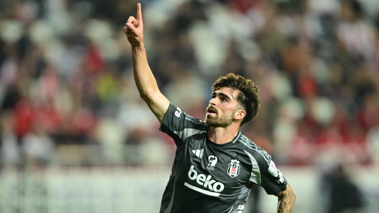 Beşiktaş'ın Konyaspor maçı ilk 11'i belli oldu! Sergen Yalçın kararını verdi 11