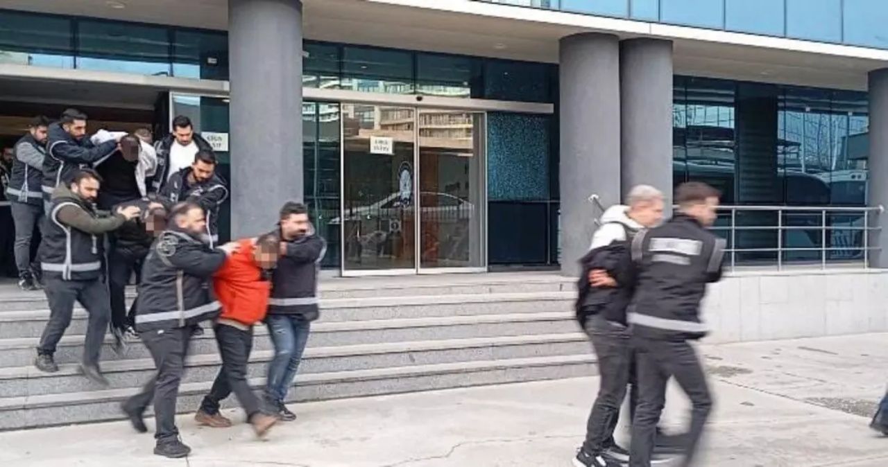 Aynı iş yerine 2 kere saldırdılar! Sarallar suç örgütüne büyük darbe! 50 gün iz, 300 saat kamera incelemesiyle 14 gözaltı 11