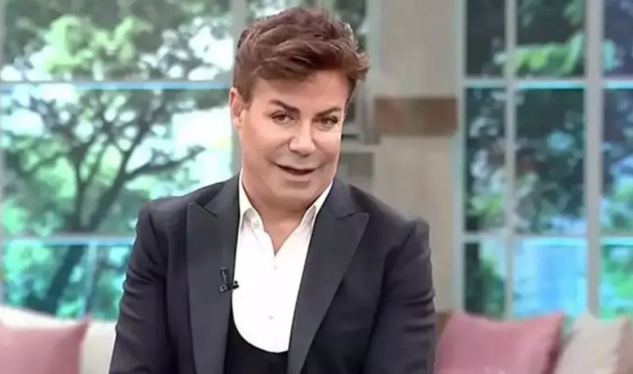 Hatice'den Fatih Ürek cenazesinde patlayan öfke! "Timsah gözyaşları! Ablası onu hortumluyordu, evlerinin üstüne konmuştu!" 5