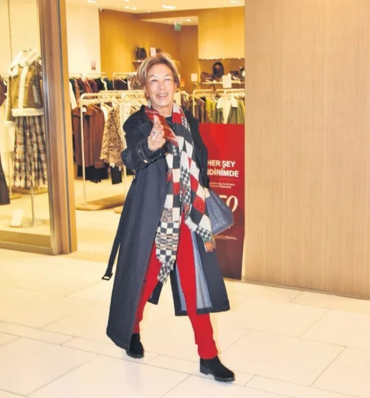 Eski eşinin borçları nedeniyle oteli satmıştı...Ahu Aysal Kerimoğlu'ndan 3,5 milyarlık itiraf 5