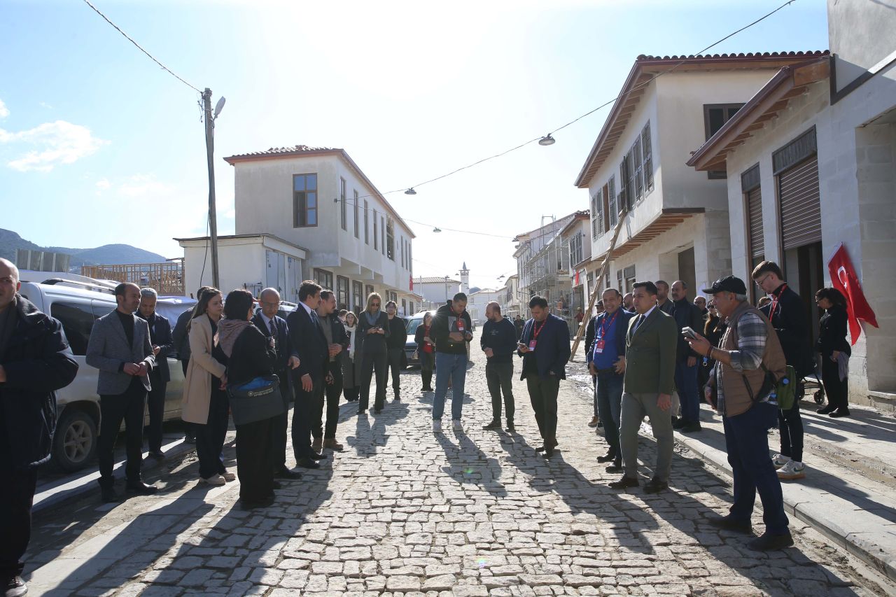 6 Şubat’ın üçüncü yıl dönümünde son durum: Uluslararası basın Hatay’ı yerinde inceledi 2