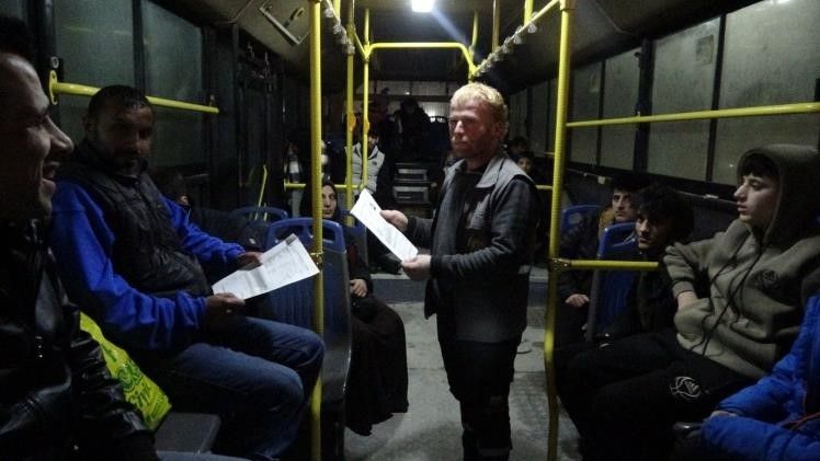 Sınırda hareketli saatler: Terörden temizlenen Suriye’nin o kentlerine dönüş yoğunluğu 1