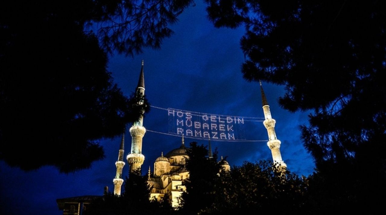 RAMAZAN NE ZAMAN BAŞLIYOR 2026? İlk oruç ve sahur ne zaman tutulacak? Bayram ayın kaçında? 2