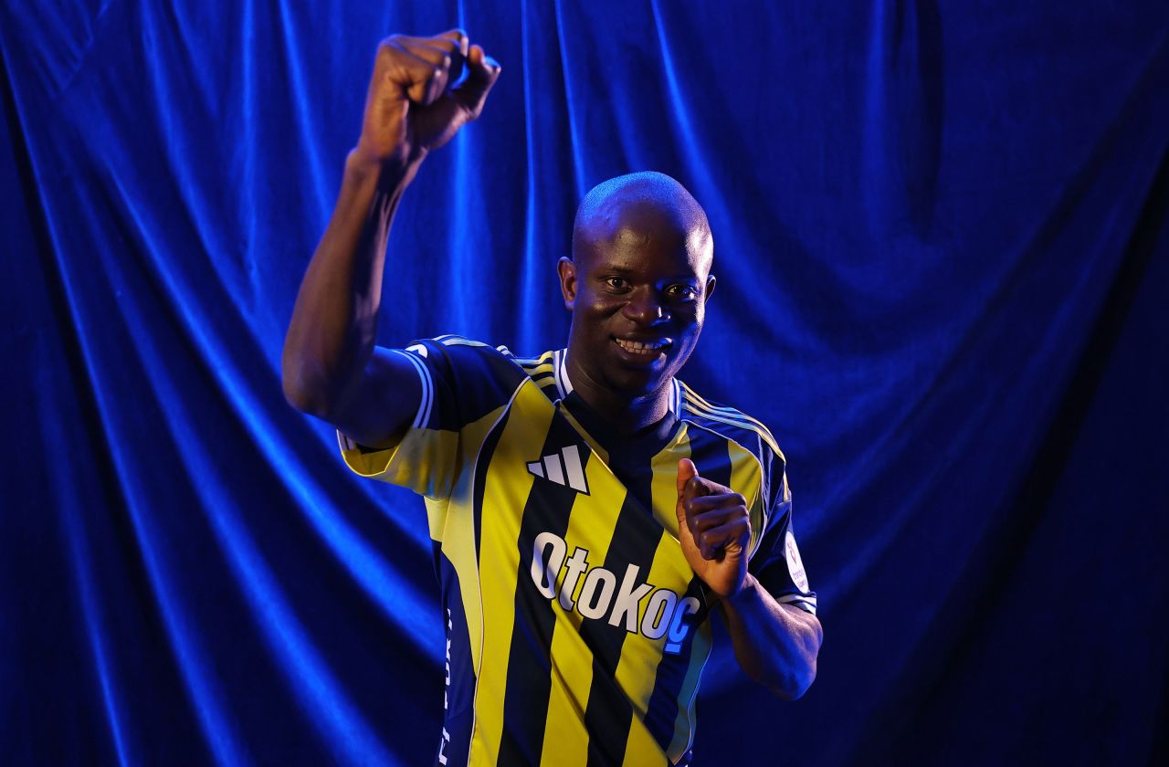 Fenerbahçe Başkanı Sadettin Saran'ın Cumhurbaşkanı Erdoğan'a Kante teşekkürü sonrası CHP’den flaş hamle! O paylaşımları apar topar kaldırdılar 1
