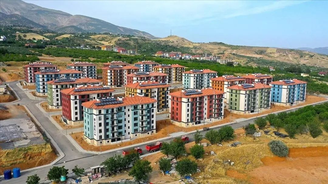 Asrın felaketinde 3. yıl: Türkiye'nin yüreğindeki acı ve yeniden diriliş hikayesi! 8