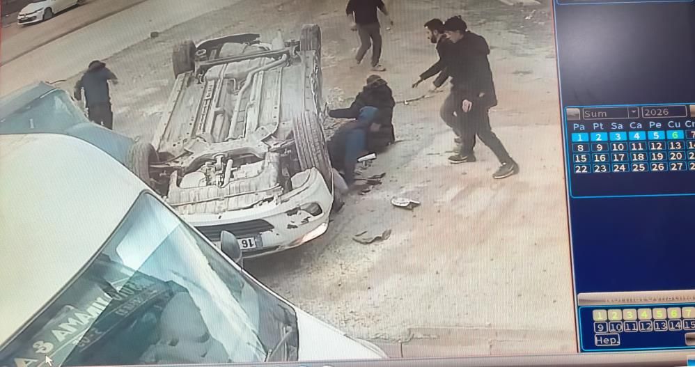 Ehliyetsiz sürücü dehşet saçtı: 8 öğrenci yaralandı 7