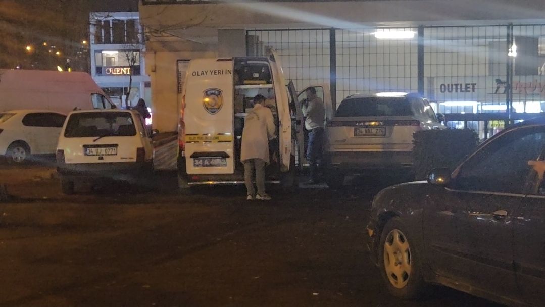 Fatih'te silahlı banka soygunu: 112 bin lira alan şüpheli yakalandı 3