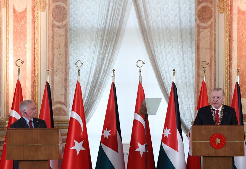 Ürdün Kralı II. Abdullah tarafından Cumhurbaşkanı Erdoğan'a "Hüseyin Bin Ali Nişanı" takdim edildi 4