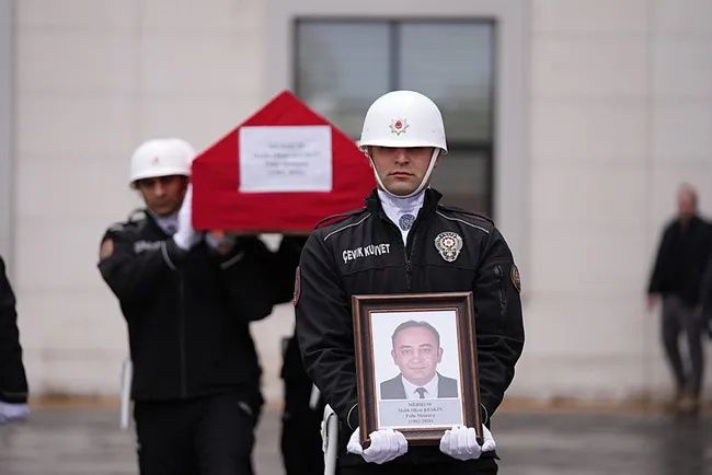 Ankara'da TÜVTÜRK vahşeti! Acılı eşten "20-30 kişi linç etti" çıkışı ve örtbas iddiası! 6
