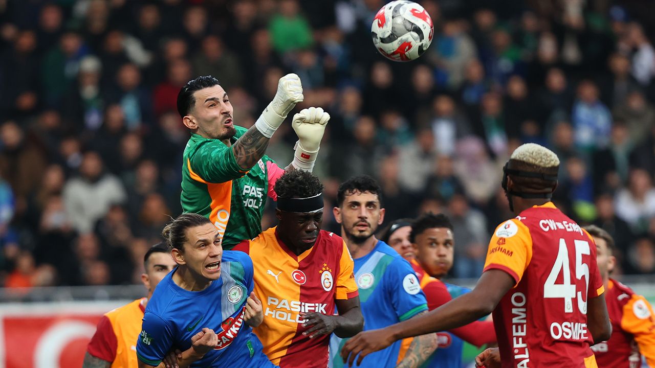 Rizespor-Galatasaray maçındaki tartışmalı pozisyona ilginç yorum 4