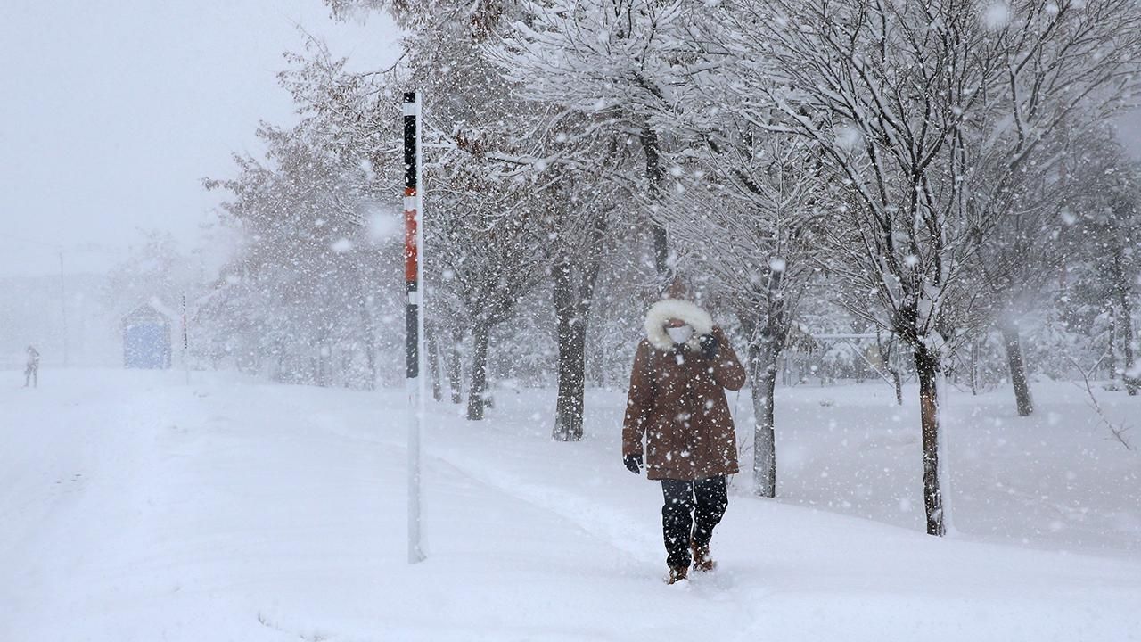 Meteoroloji’den kritik uyarı: Yarın 11 il beyaza bürünecek 13