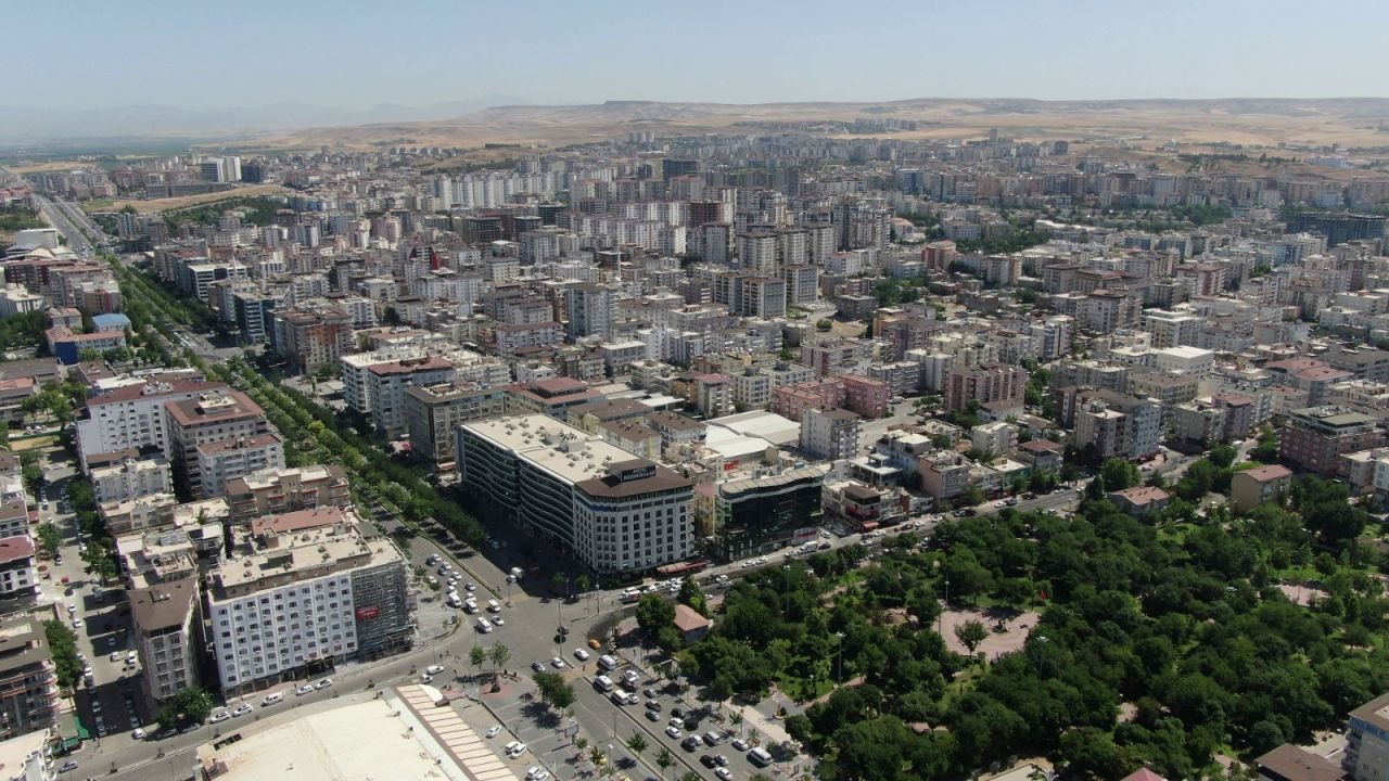 Listenin başındaki il herkesi şaşırttı! İşte Türkiye'nin en genç 20 ili 17