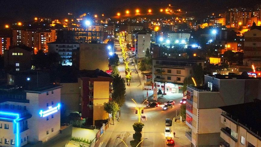 Listenin başındaki il herkesi şaşırttı! İşte Türkiye'nin en genç 20 ili 24