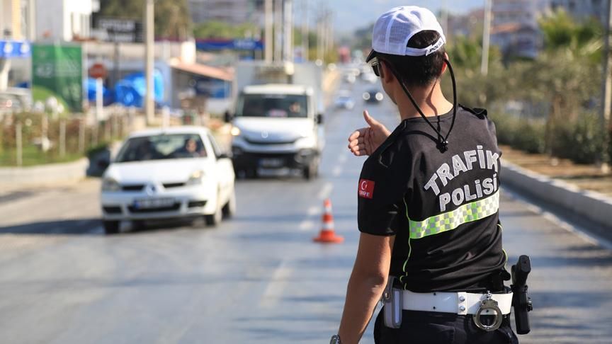 Trafik cezalarında yeni dönem: Para ve hapis cezaları artacak 10