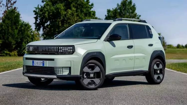 Sıfır araç fiyatları Şubat’ta güncellendi: 1.5 milyon TL altında 6 model kaldı 34