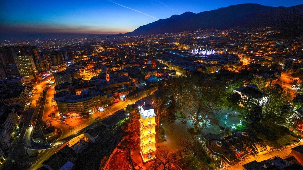 İşte Türkiye'nin en kalabalık 25 ilçesi! Nüfusu ile 57 ili geride bıraktı 20