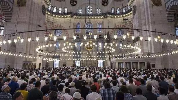 Türkiye'nin cami haritası güncellendi! İşte il il cami başına düşen kişi sayısı 12