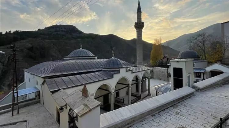 Türkiye'nin cami haritası güncellendi! İşte il il cami başına düşen kişi sayısı 13