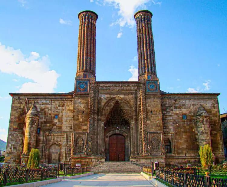 Türkiye'nin cami haritası güncellendi! İşte il il cami başına düşen kişi sayısı 19