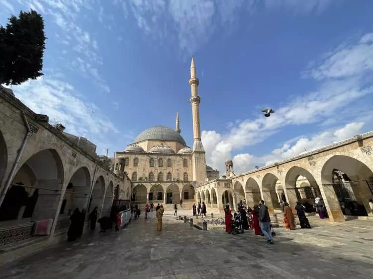Türkiye'nin cami haritası güncellendi! İşte il il cami başına düşen kişi sayısı 43