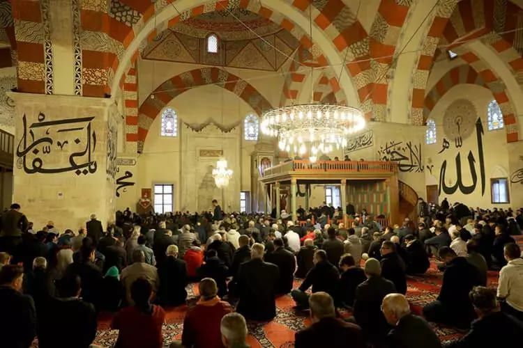 Türkiye'nin cami haritası güncellendi! İşte il il cami başına düşen kişi sayısı 51