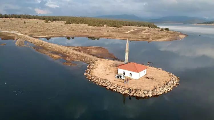 Türkiye'nin cami haritası güncellendi! İşte il il cami başına düşen kişi sayısı 65