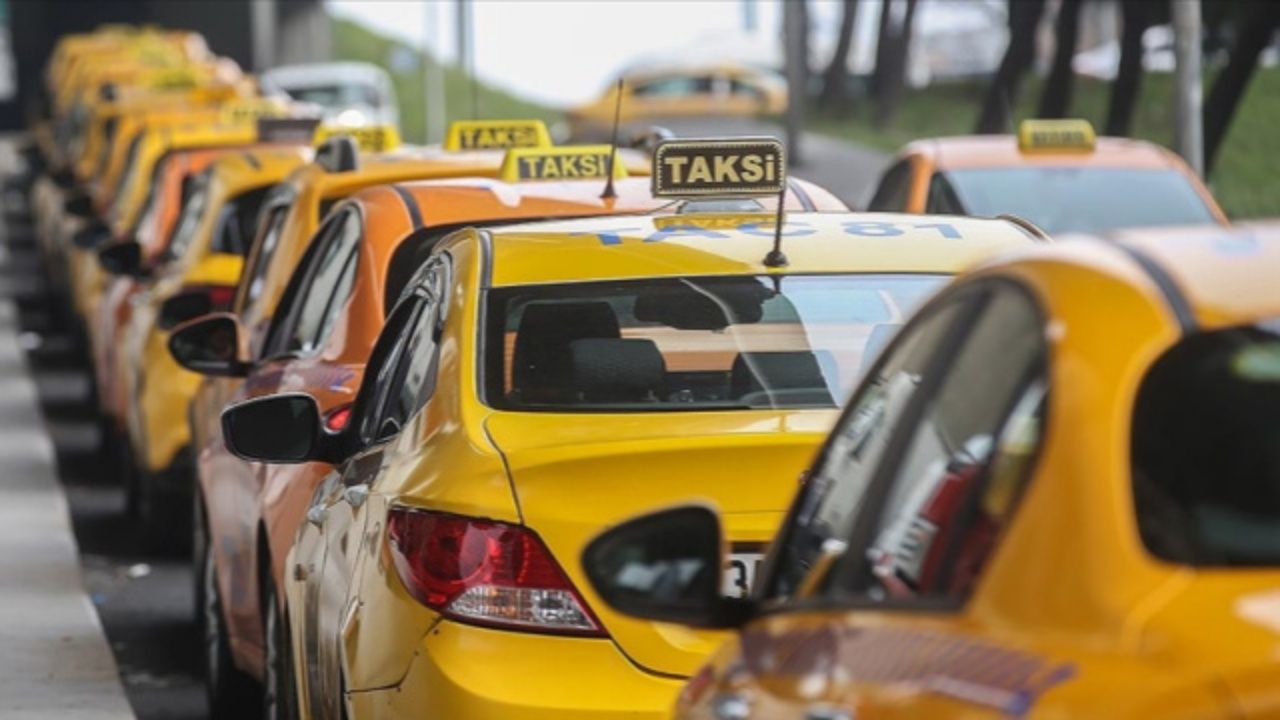 Taksilerde yeni dönem resmen başladı! Mali cihaz zorunlu oldu, kartlı ödeme artık mecburi 1