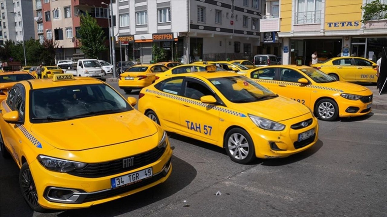 Taksilerde yeni dönem resmen başladı! Mali cihaz zorunlu oldu, kartlı ödeme artık mecburi 2