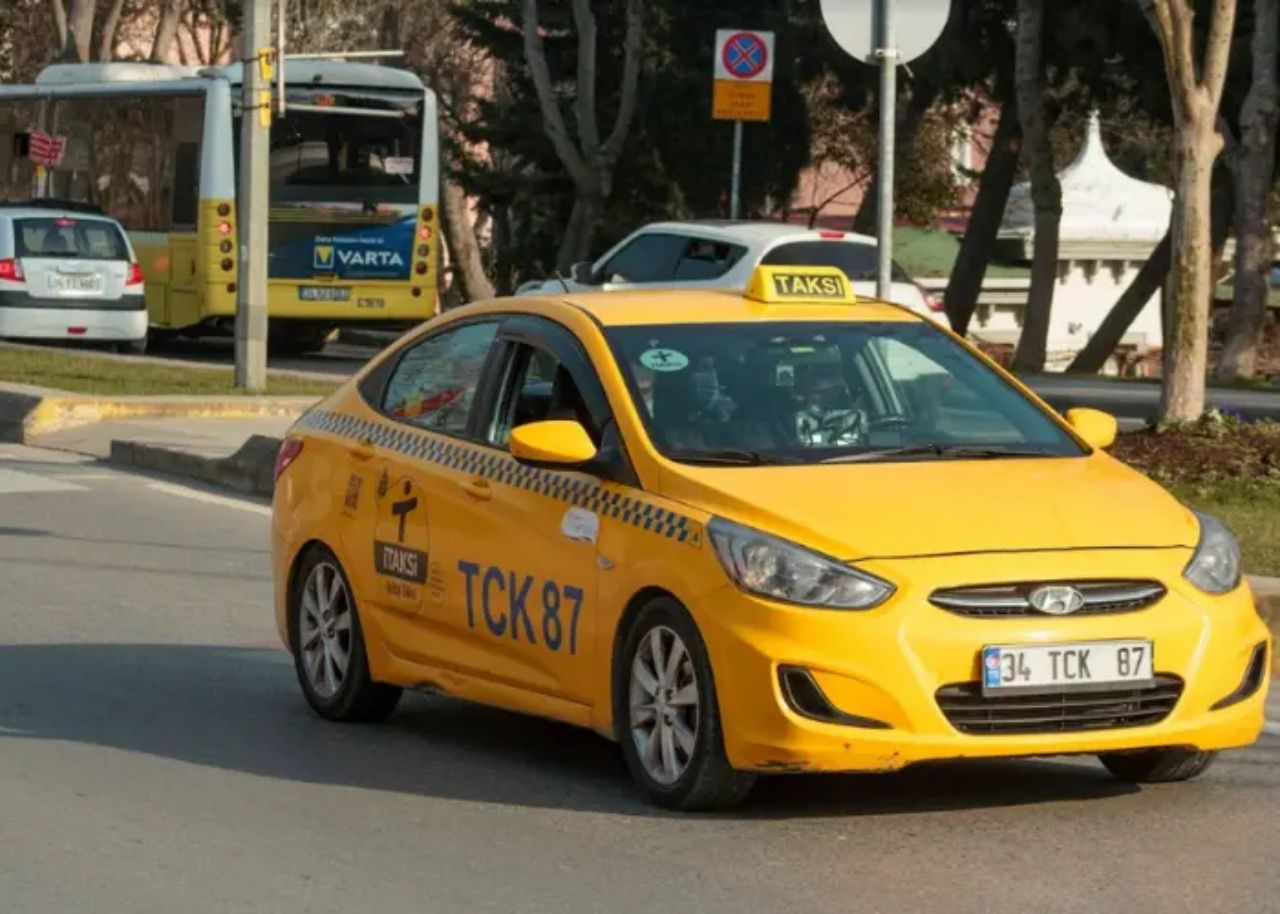 Taksilerde yeni dönem resmen başladı! Mali cihaz zorunlu oldu, kartlı ödeme artık mecburi 8
