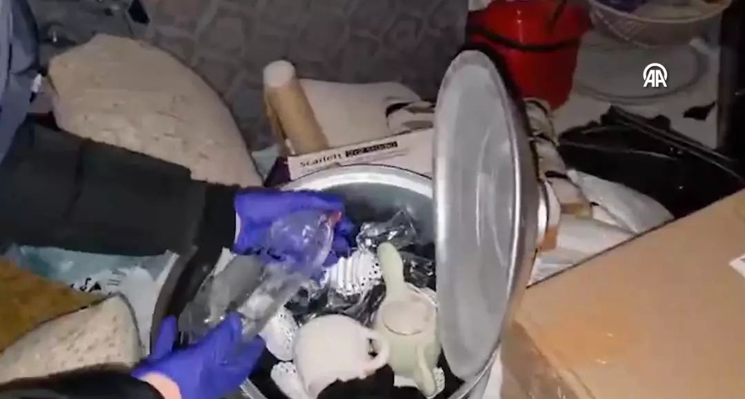 14 Şubat vurgunu! Sevgililer Günü'nde büyü skandalı: "Üzerinde ağır büyü var" diyerek 236 kişiyi 46 milyon TL dolandırdılar! 4
