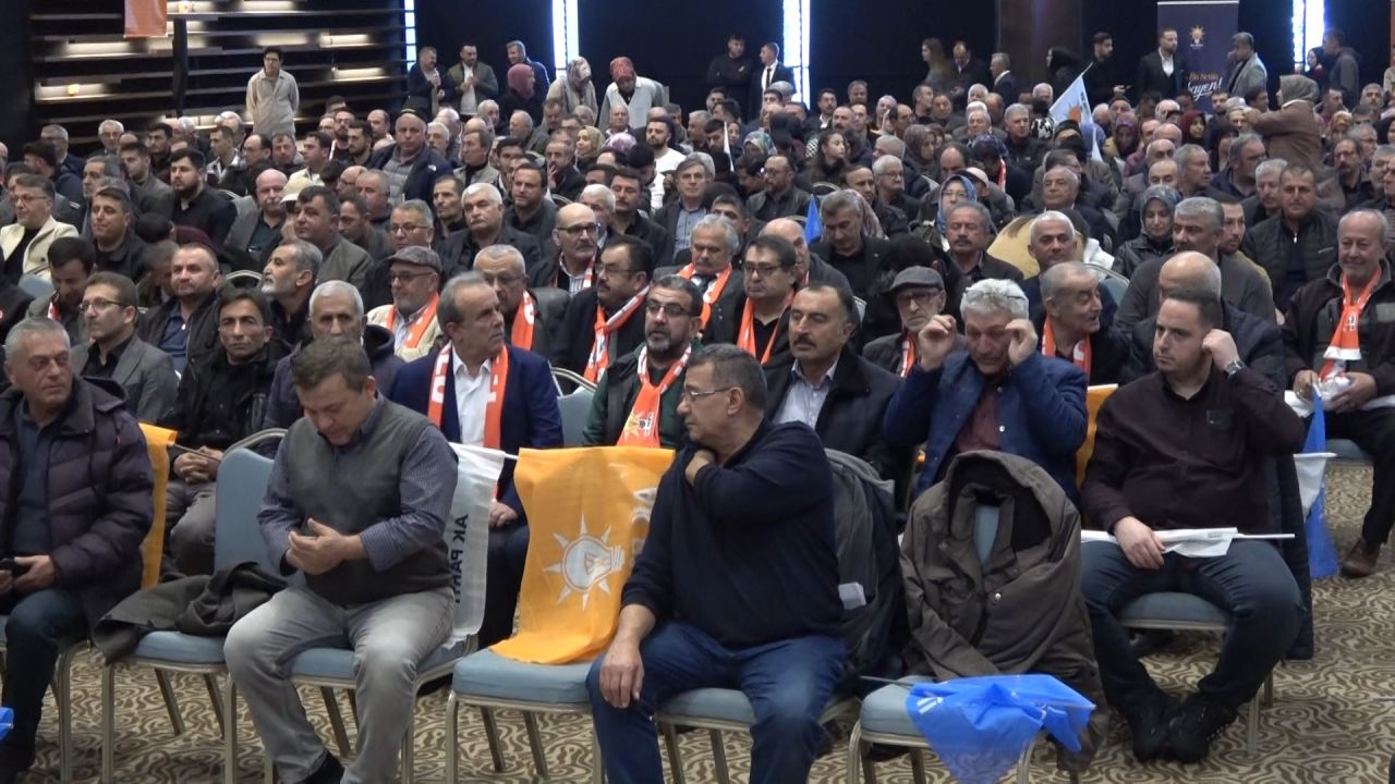 AK Parti Genel Başkanvekili Mustafa Elitaş: Bir bakanın yeminini engellemek tamamen demokrasiyi askıya almak demektir 4