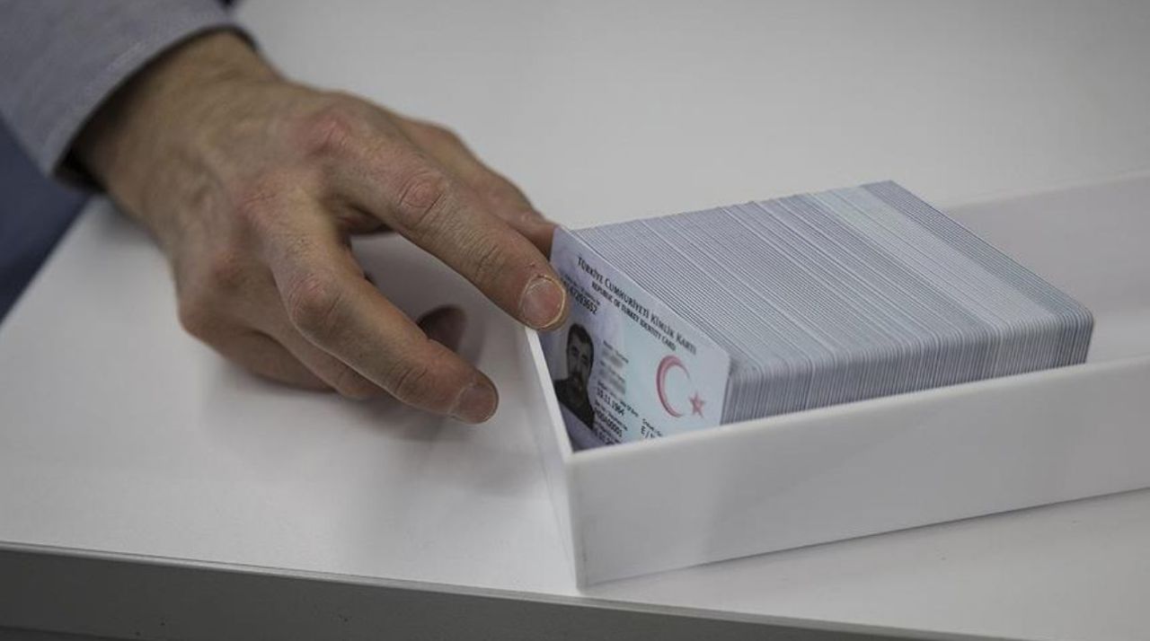 Türkiye'de en çok değiştirilen soyisimler! Bakın ilk sırada hangisi var... 9