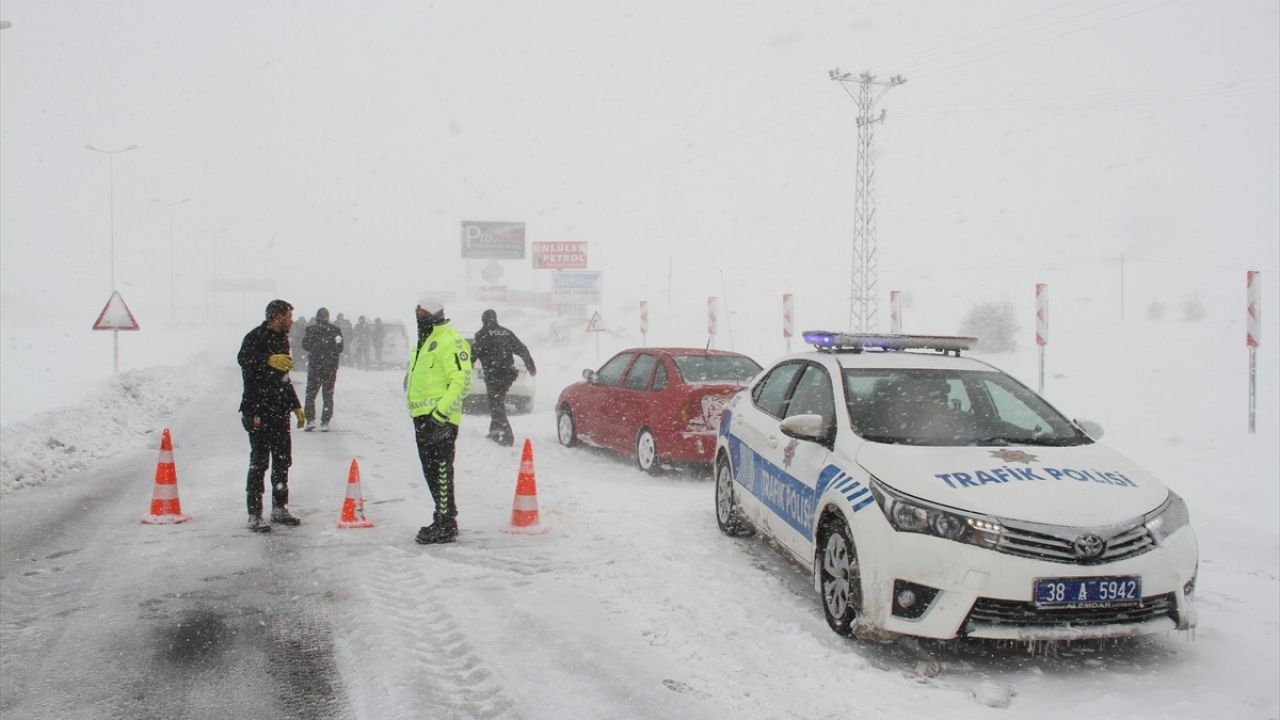 30 ile kar geliyor! Meteoroloji kar yağışı için tarih verdi: İşte kar beklenen illerimiz 28