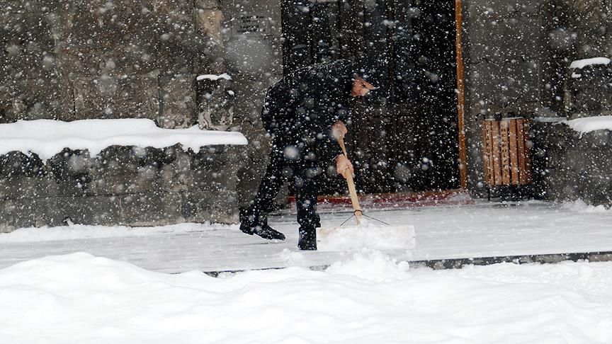 Soğuk hava etkisini artırıyor: 13 ilde kar alarmı 8