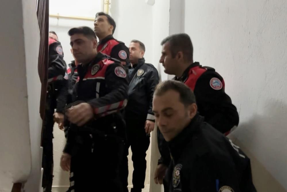 Aksaray’da kan donduran olay! Önce eski eşini ve kuzenini ardından kendini vurdu: 3 ölü 1