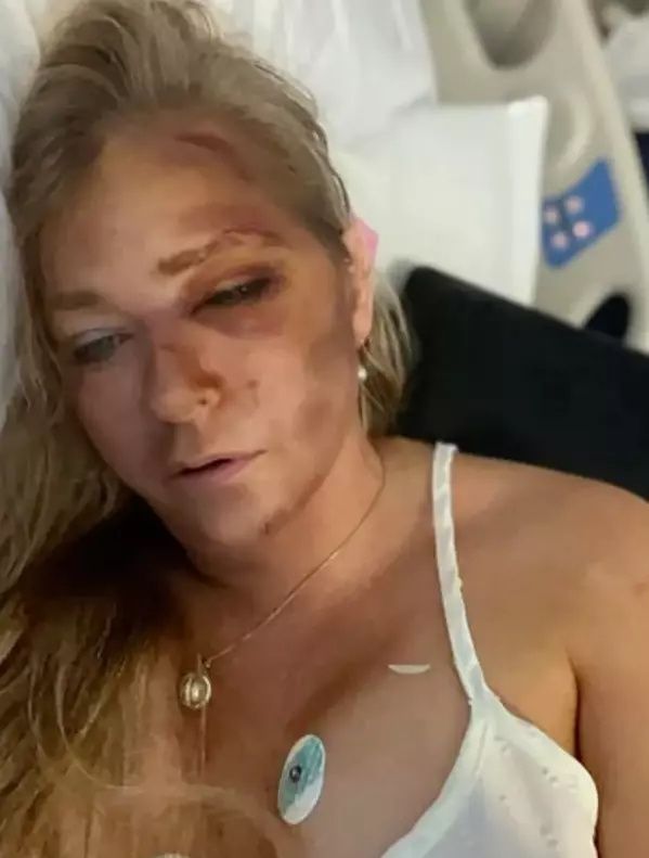 Gözaltına alınan Prens Andrew'un kirli çamaşırları: Epstein, 17 yaşındaki kızı Prens Andrew ile ilişkiye zorlamış! Mağdur kızın son arzusu gerçekleşti... 4