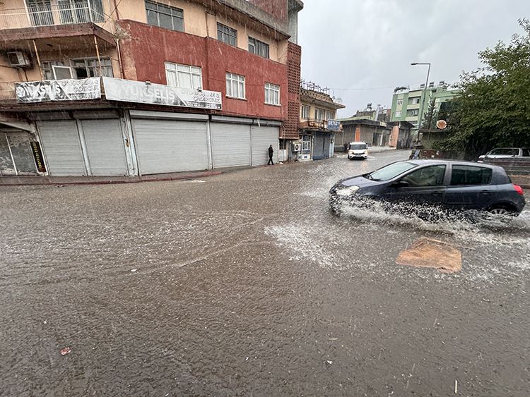 Sağanak yağış uyarısı geldi! Çok sayıda il etkilenecek 28