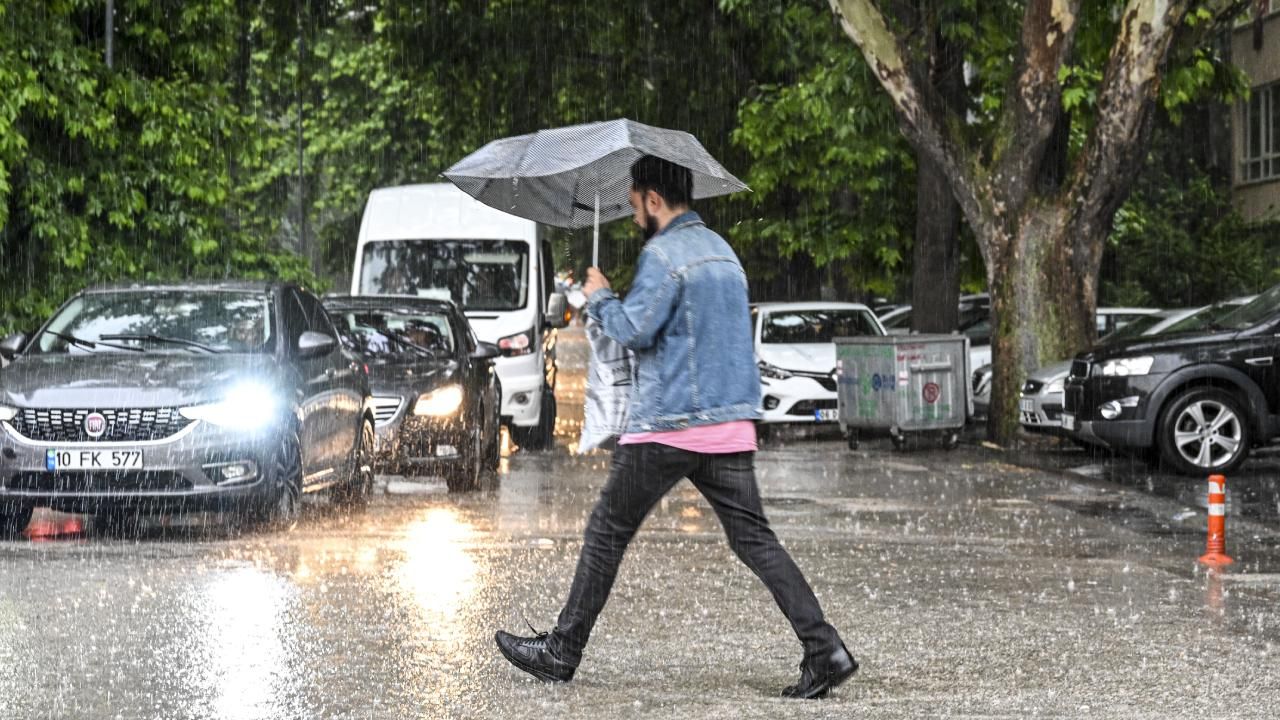 Sağanak yağış uyarısı geldi! Çok sayıda il etkilenecek 9