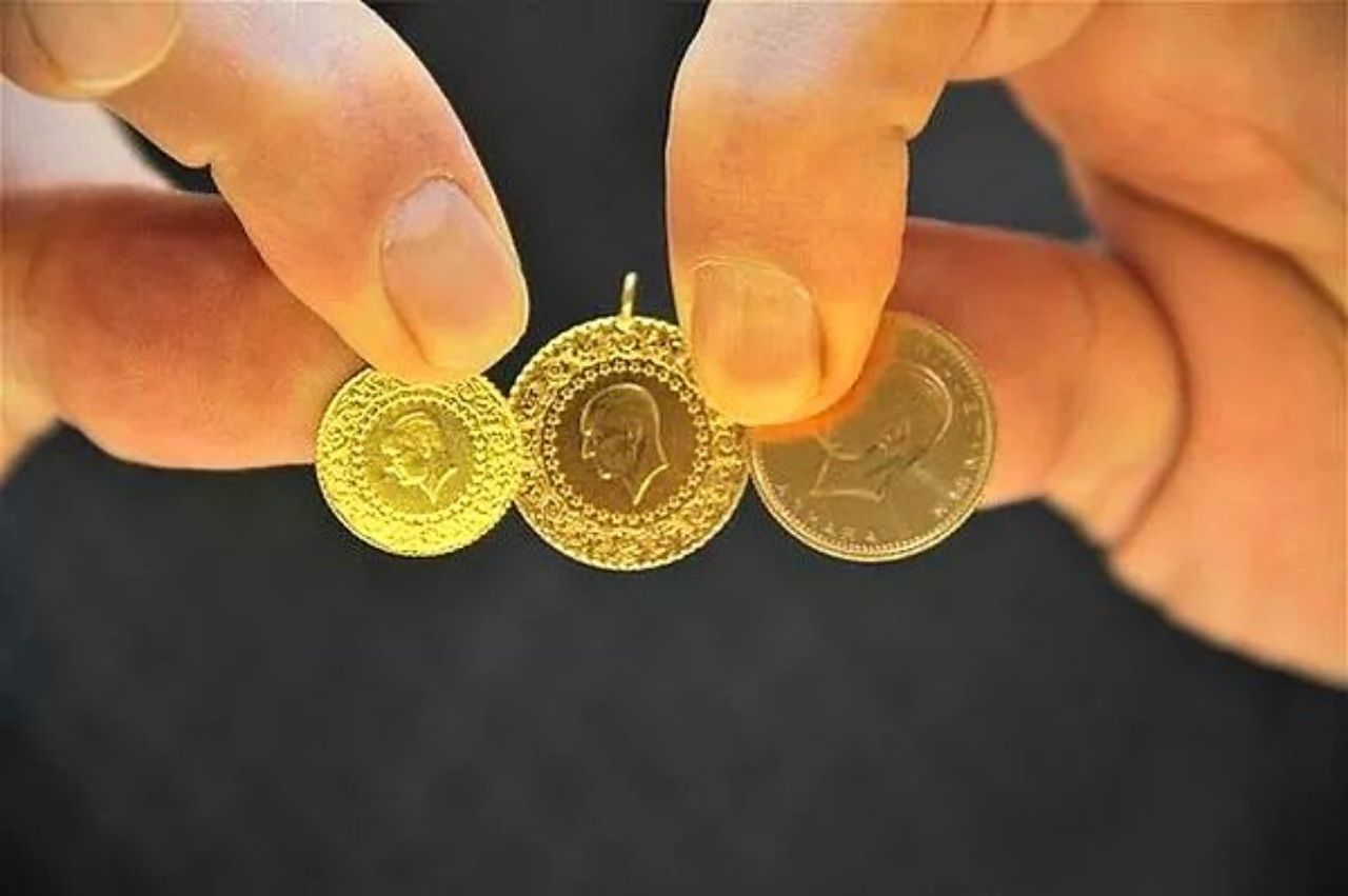 Altın fiyatlarında dalgalı seyir! Gram altın yeni güne nasıl başladı? 1