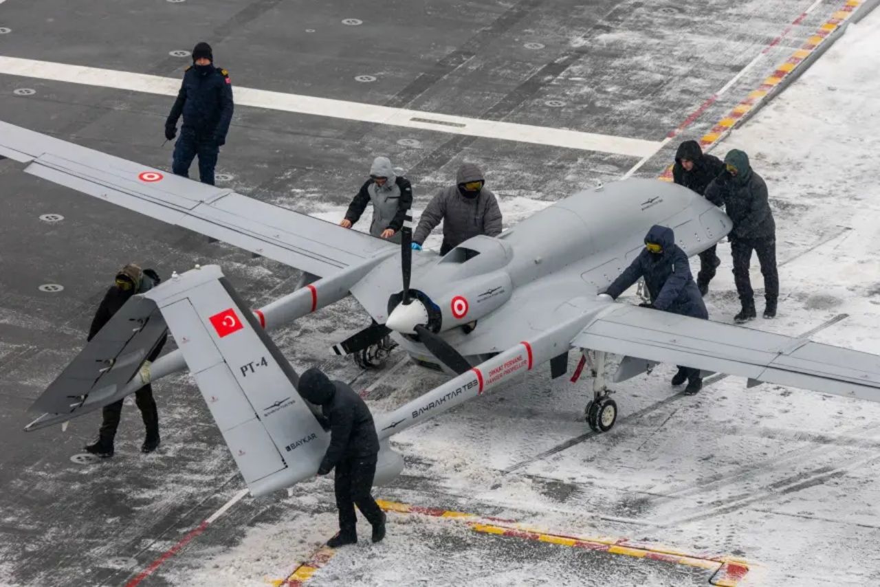 NATO'da ortak görev! Bayraktar TB3, Eurofıghter’la Baltik Denizi’nde beraber uçtu 7