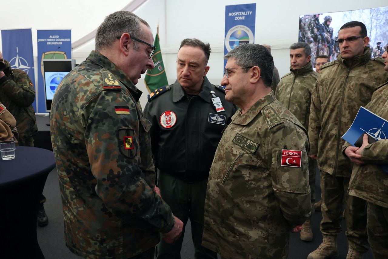 Genelkurmay Başkanı Bayraktaroğlu’ndan NATO’ya ziyaret! Steadfast Dart 2026’da seçkin gözlemci oldu 5