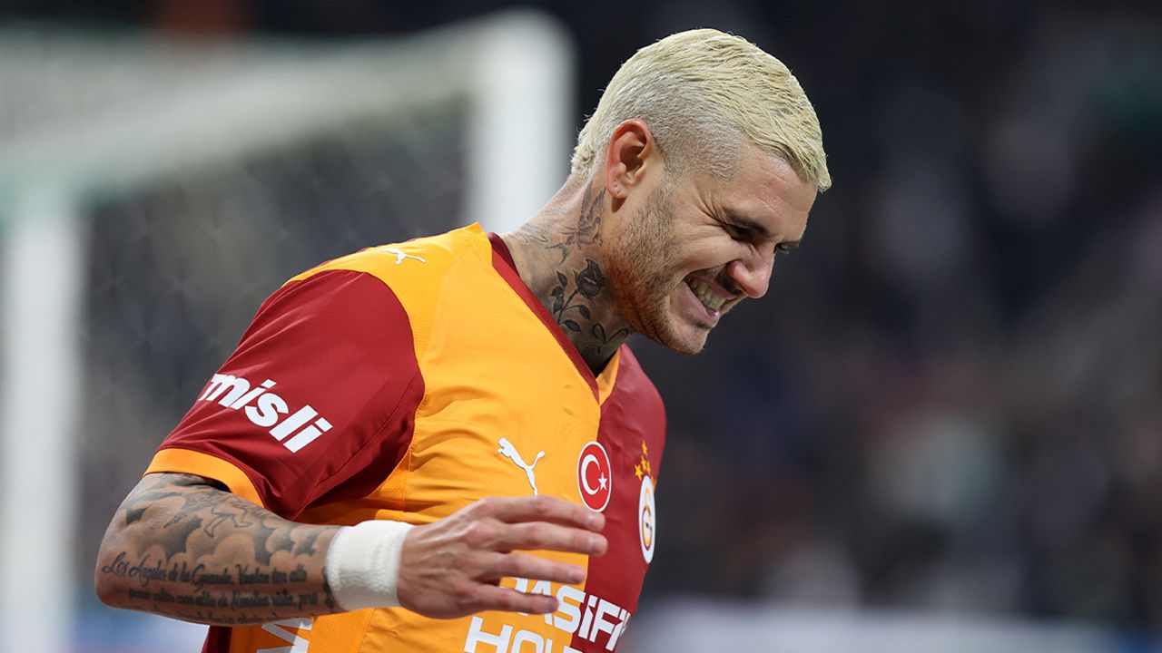 Osimhen ile ilgili çarpıcı iddia: Maaşını alamıyor 2