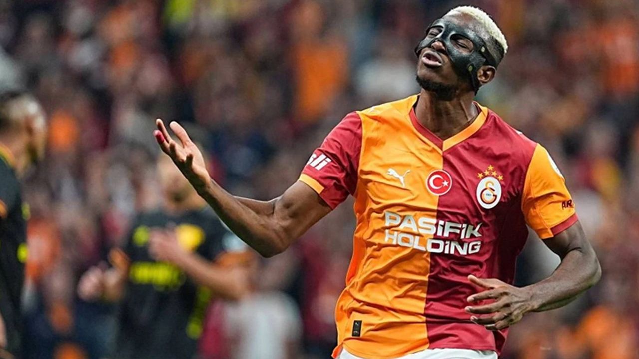 Osimhen ile ilgili çarpıcı iddia: Maaşını alamıyor 10
