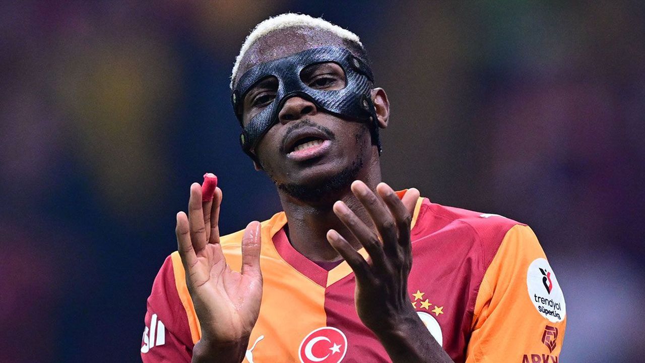 Osimhen ile ilgili çarpıcı iddia: Maaşını alamıyor 6