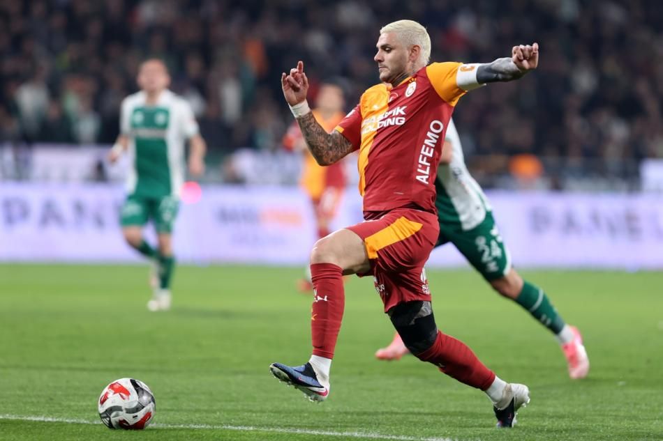 Hasan Şaş'tan Okan Buruk'a çok ağır sözler: "3.5 yıl sonunda hala bunu yapıyorsan bu işi bırak! 10-0 da kazansan bitti benim için" 3