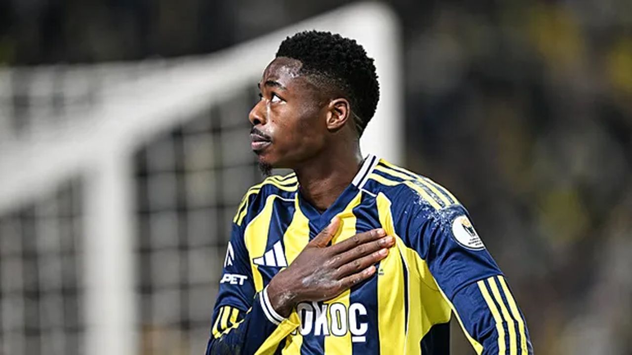 Fenerbahçe'nin Kasımpaşa maçı ilk 11'i belli oldu! İşte Domenico Tedesco'nun son kararı 14